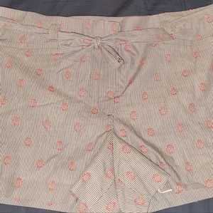 LOFT | NWT Tie Waist Embroidered Shorts Size 16